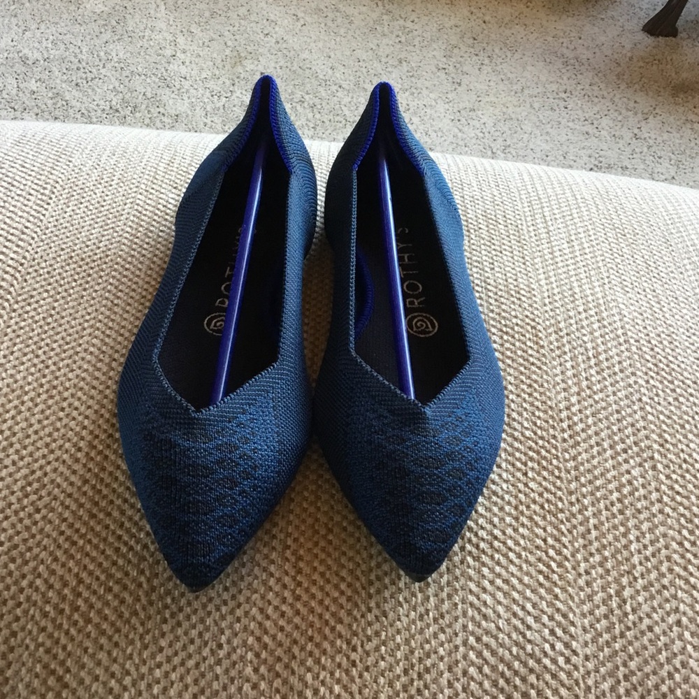 NWOT Rothy’s Point Flats in Blue/Black Python Print